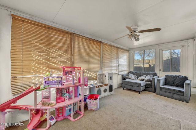 914 Glen Martin Drive, Sparks, NV 89434