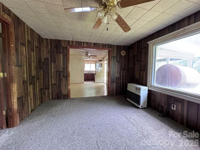 400 & 402 Sharon Road, Fairview, NC 28730