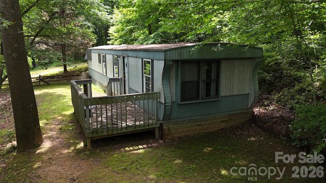 400 & 402 Sharon Road, Fairview, NC 28730