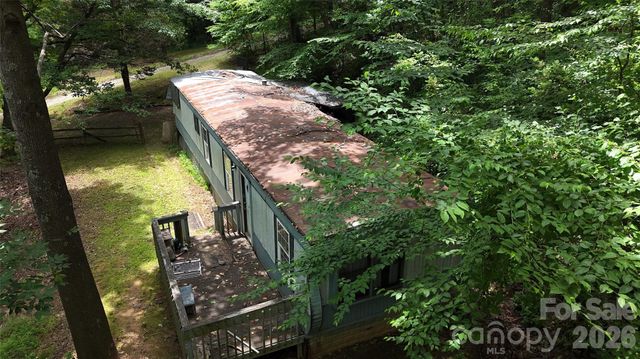 400 & 402 Sharon Road, Fairview, NC 28730