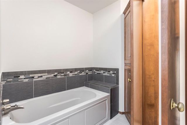 1808 Goldenrod Lane, Midwest City, OK 73130