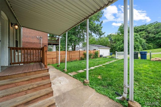 2015 Schaeffer Place, St Louis, MO 63139