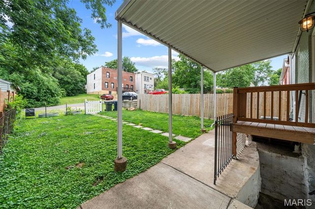 2015 Schaeffer Place, St Louis, MO 63139
