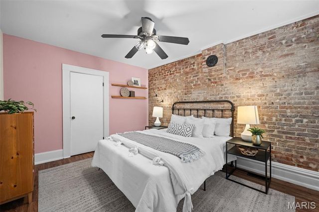2015 Schaeffer Place, St Louis, MO 63139