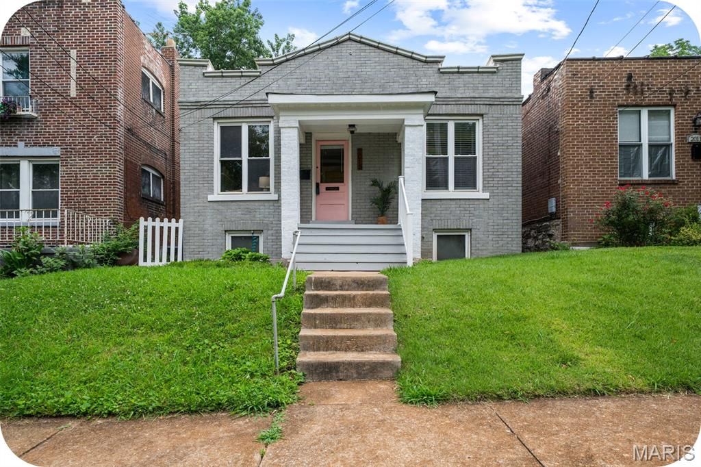 2015 Schaeffer Place, St Louis, MO 63139