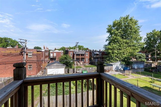2210 Missouri Avenue, St Louis, MO 63104