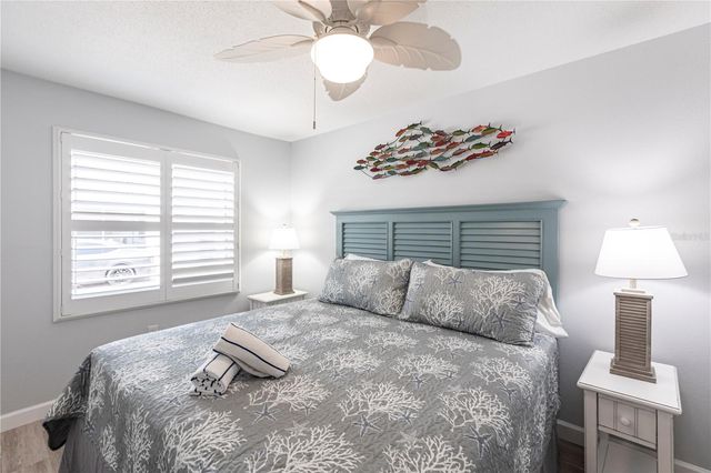 6020 MIDNIGHT PASS ROAD 30, Sarasota, FL 34242