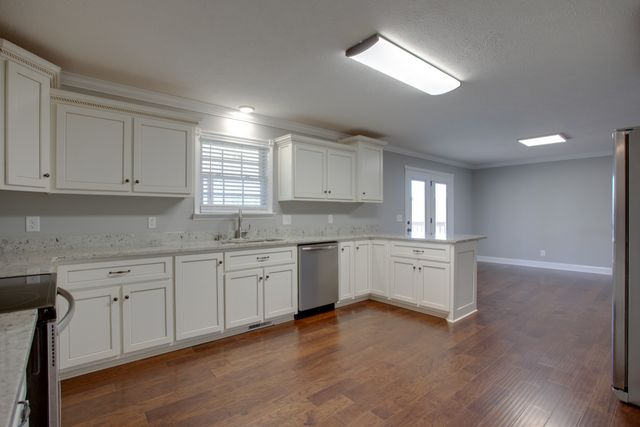 863 Presley Cir, Mount Pleasant, TN 38474