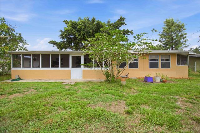 330 CROSBY COURT, Sarasota, FL 34237