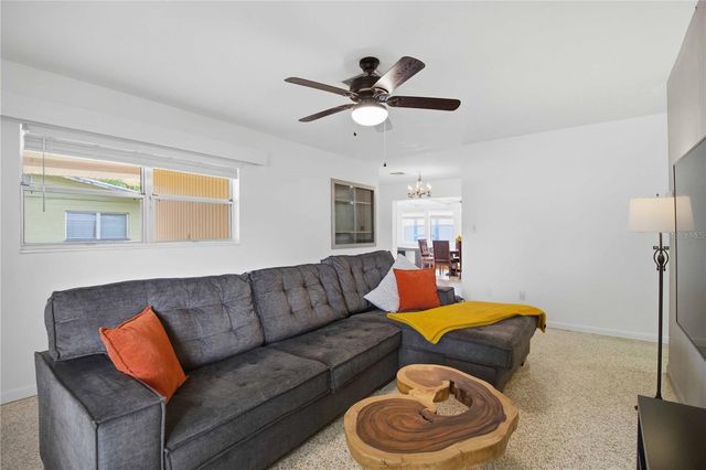 330 CROSBY COURT, Sarasota, FL 34237
