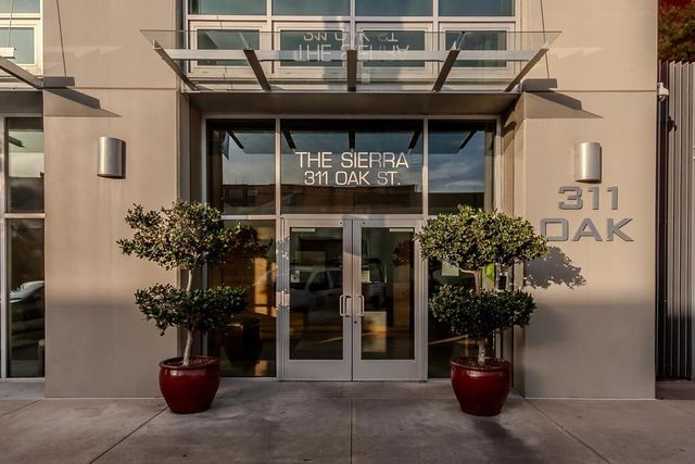 311 Oak Street PH4, Oakland, CA 94607