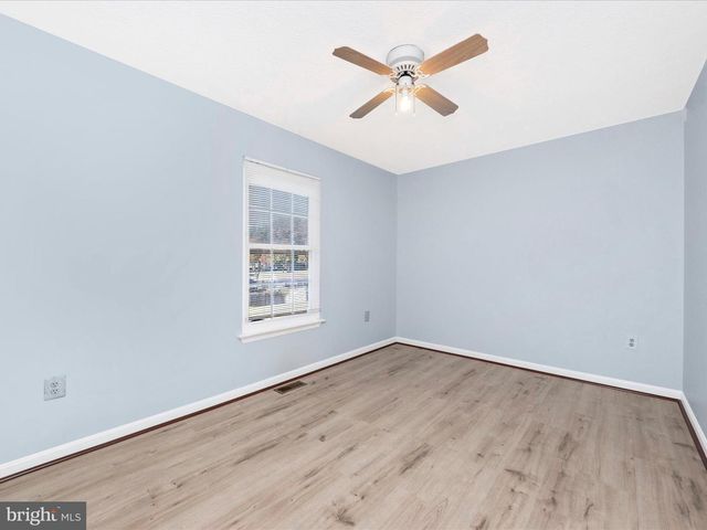 408 WILLOW HILL, Hyattsville, MD 20785