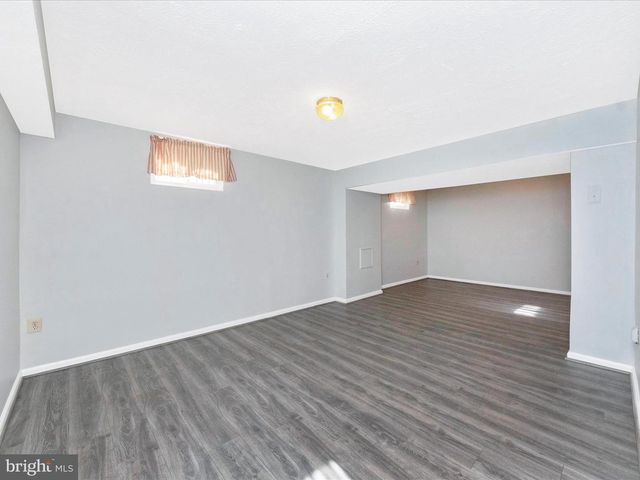 408 WILLOW HILL, Hyattsville, MD 20785