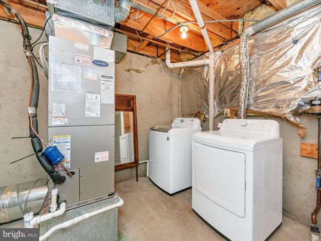 408 WILLOW HILL, Hyattsville, MD 20785