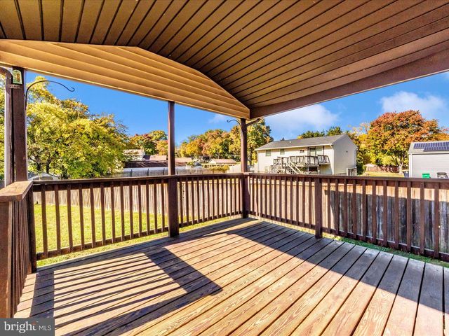 408 WILLOW HILL, Hyattsville, MD 20785