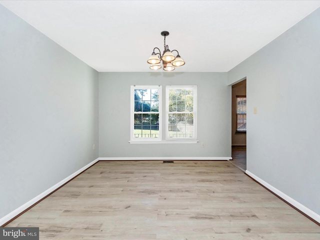 408 WILLOW HILL, Hyattsville, MD 20785