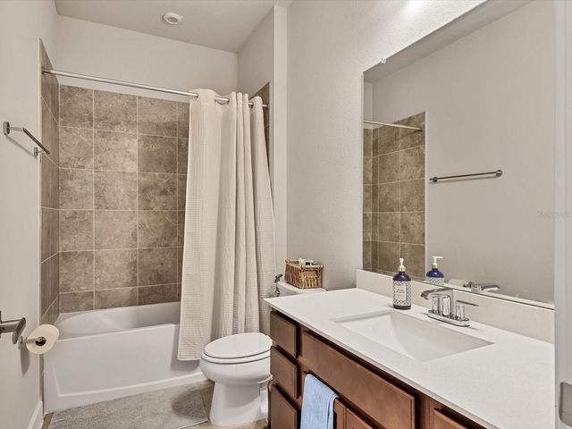 4530 SPIRE RUN, Bradenton, FL 34211