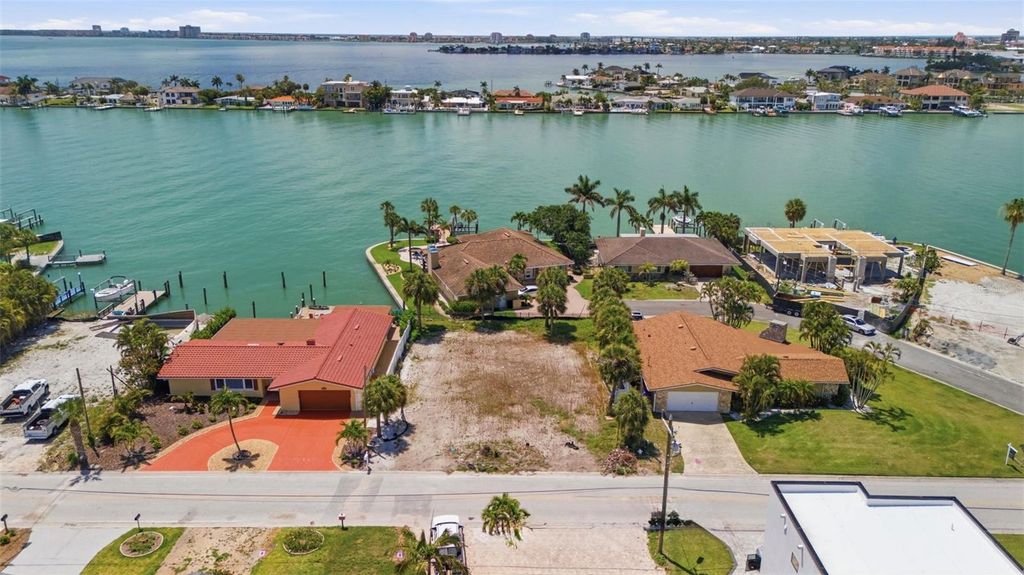 620 59TH AVENUE, St Pete Beach, FL 33706