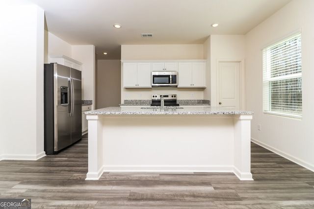 7588 Saffron Avenue, Covington, GA 30014