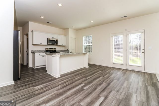 7588 Saffron Avenue, Covington, GA 30014