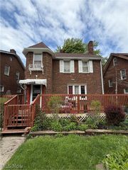 17205 Hillsboro Road, Cleveland, OH 44112