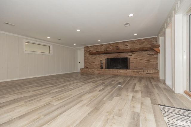 9707 Denzer Road, Evansville, IN 47720