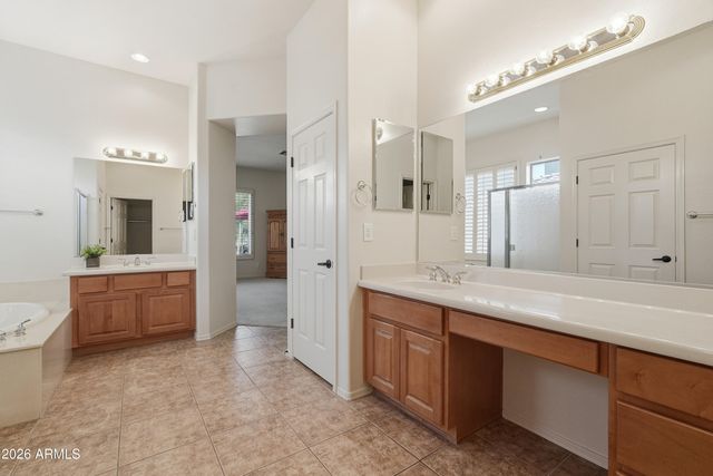 2810 W PLUM HOLLOW Drive, Anthem, AZ 85086