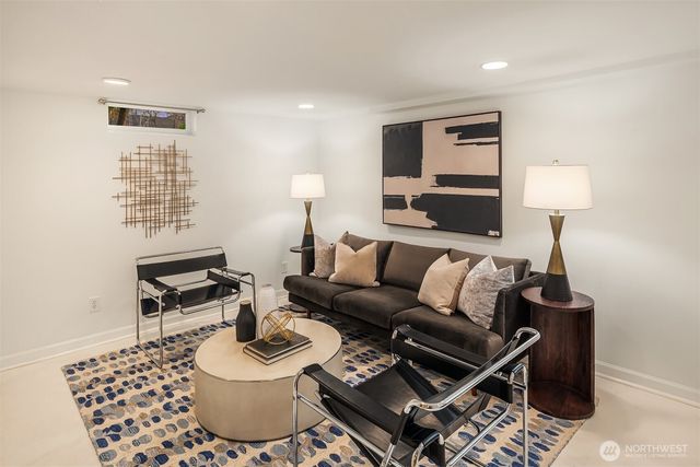 4846 S Juneau Street, Seattle, WA 98118