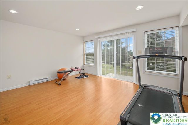 5520 Skyline Drive, North Whitehall Twp, PA 18078