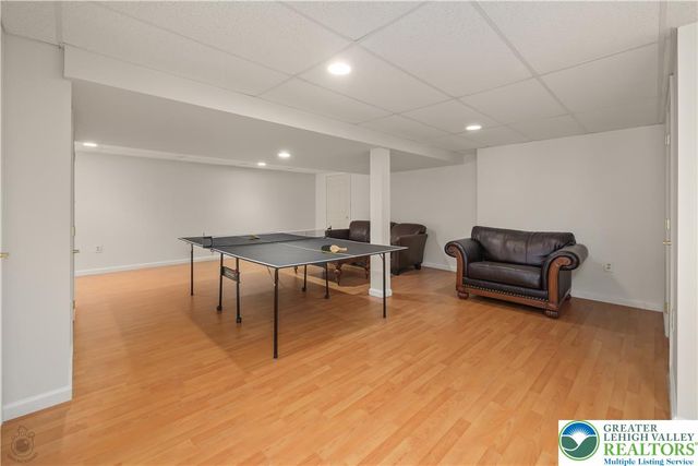 5520 Skyline Drive, North Whitehall Twp, PA 18078
