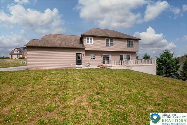 5520 Skyline Drive, North Whitehall Twp, PA 18078