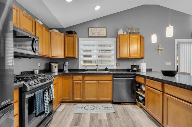 1806 Michigan Street, Algonac, MI 48001