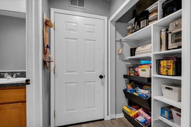 1806 Michigan Street, Algonac, MI 48001