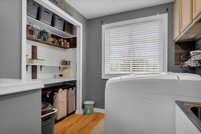 1806 Michigan Street, Algonac, MI 48001