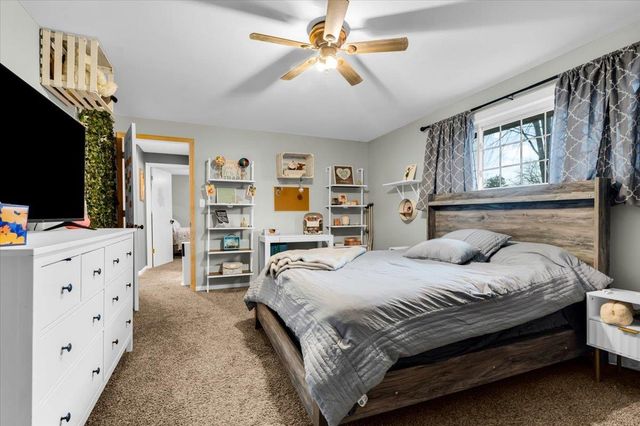 1806 Michigan Street, Algonac, MI 48001