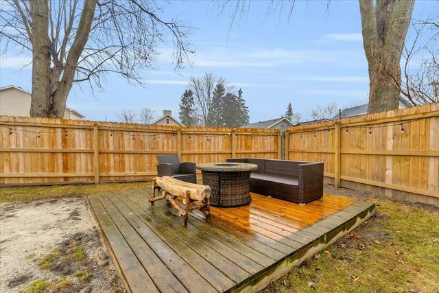 1806 Michigan Street, Algonac, MI 48001