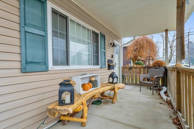 1806 Michigan Street, Algonac, MI 48001