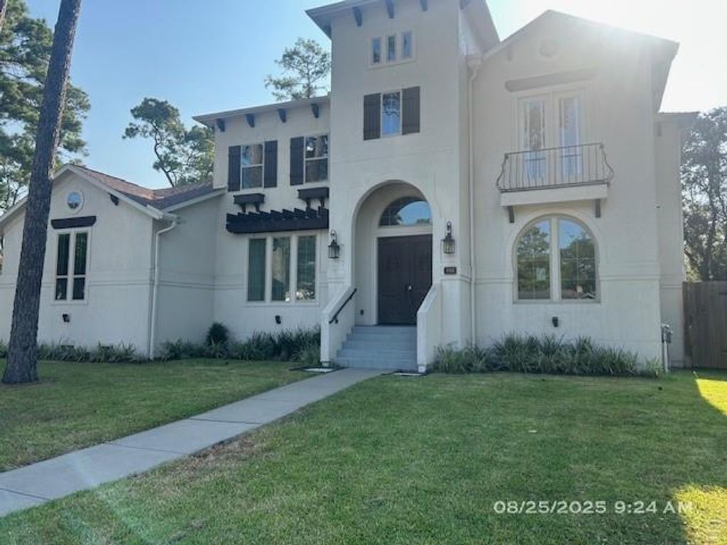 866 Myrtlea Lane, Houston, TX 77079