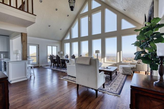 3384 Fairview Church RD, Floyd, VA 24091