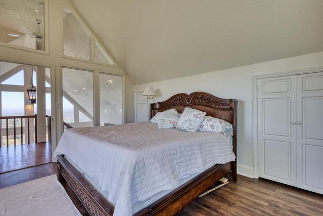 3384 Fairview Church RD, Floyd, VA 24091