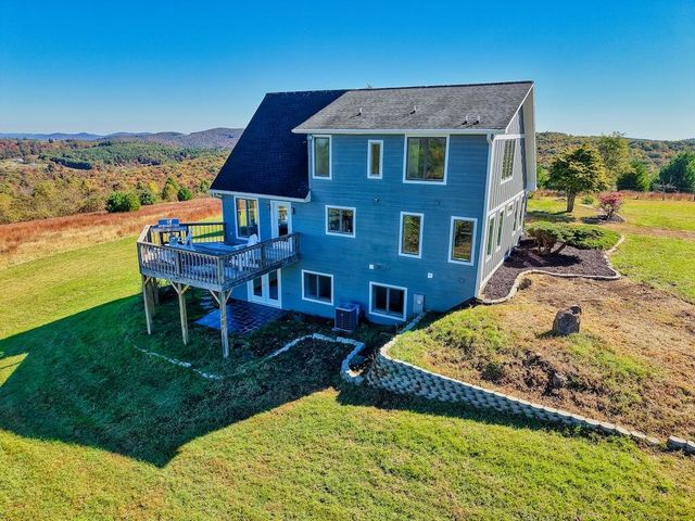 3384 Fairview Church RD, Floyd, VA 24091