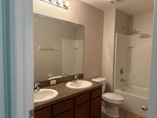3846 CRYSTAL DEW STREET, Plant City, FL 33567