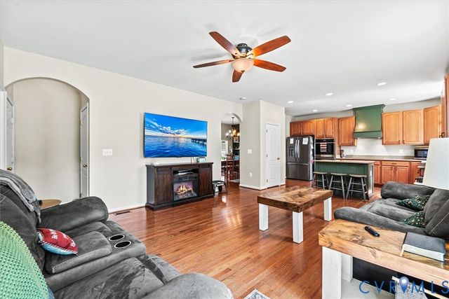 6116 Schooner Cir, King George, VA 22485