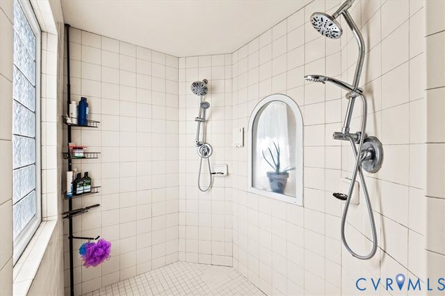 6116 Schooner Cir, King George, VA 22485