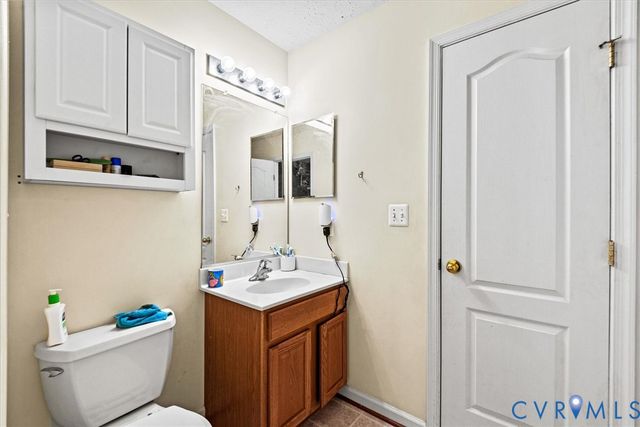 6116 Schooner Cir, King George, VA 22485