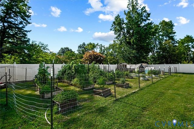6116 Schooner Cir, King George, VA 22485