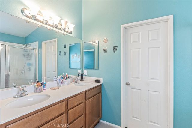 14193 Fresian, Apple Valley, CA 92307