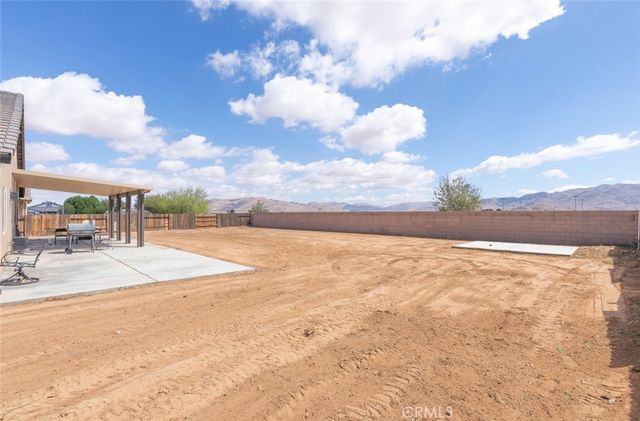 14193 Fresian, Apple Valley, CA 92307