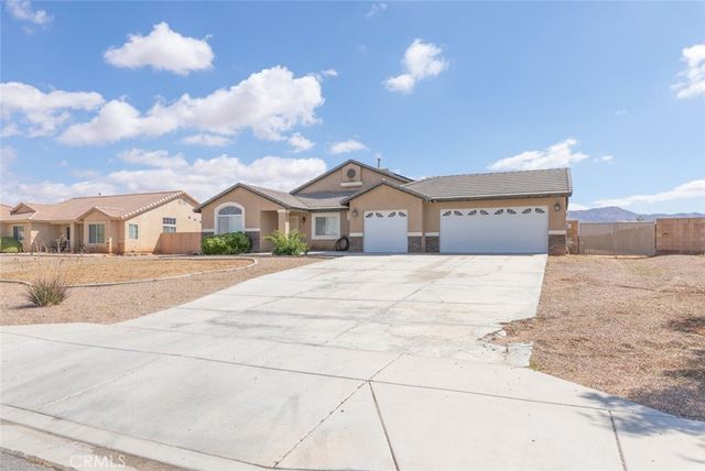 14193 Fresian, Apple Valley, CA 92307