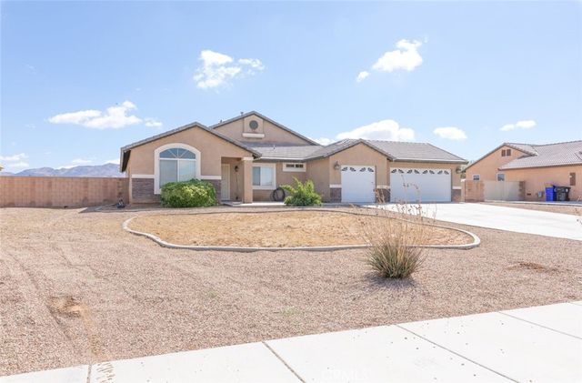 14193 Fresian, Apple Valley, CA 92307